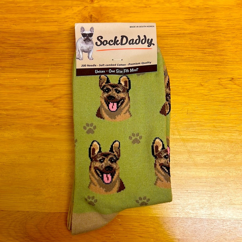 Sock Daddy German Shepard Socks - unisex NWT